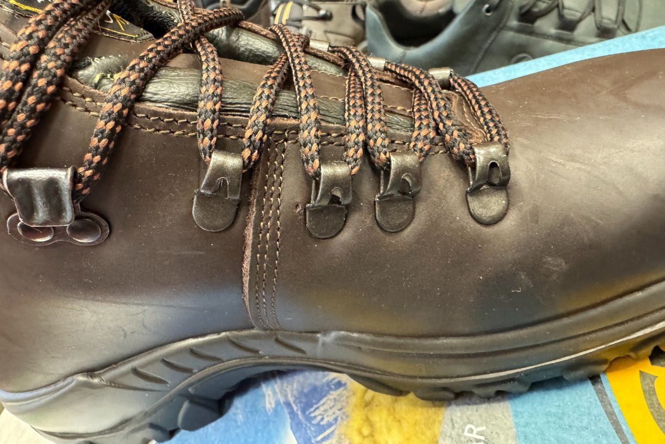 Civetta Dakar - vel. 43